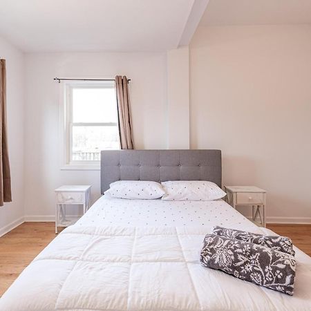 Tranquil Town House With Parking And Laundry - Just 25 Minutes To Time Square! Villa Джърси Сити Екстериор снимка