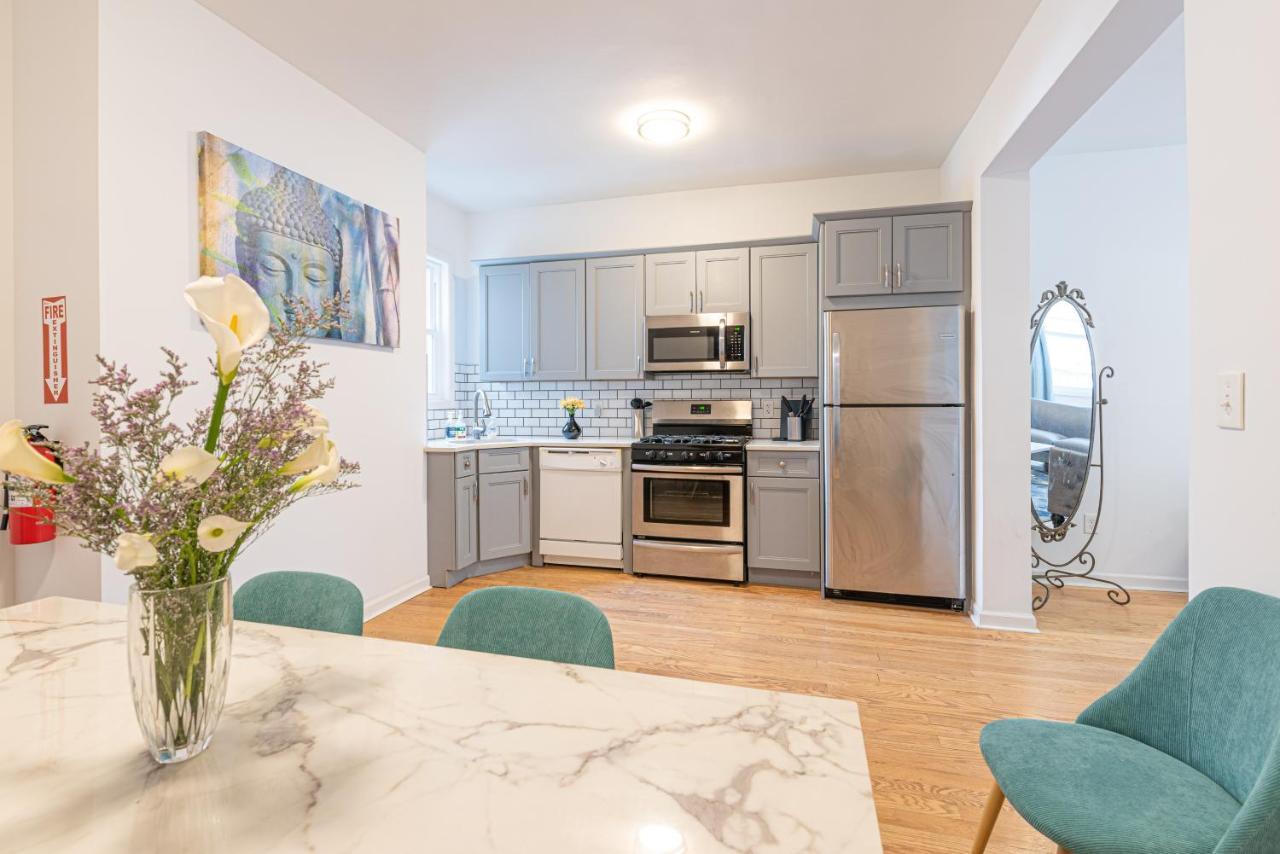 Tranquil Town House With Parking And Laundry - Just 25 Minutes To Time Square! Villa Джърси Сити Екстериор снимка