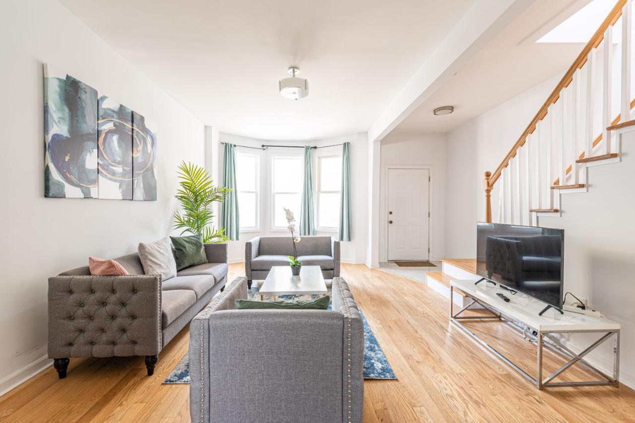Tranquil Town House With Parking And Laundry - Just 25 Minutes To Time Square! Villa Джърси Сити Екстериор снимка